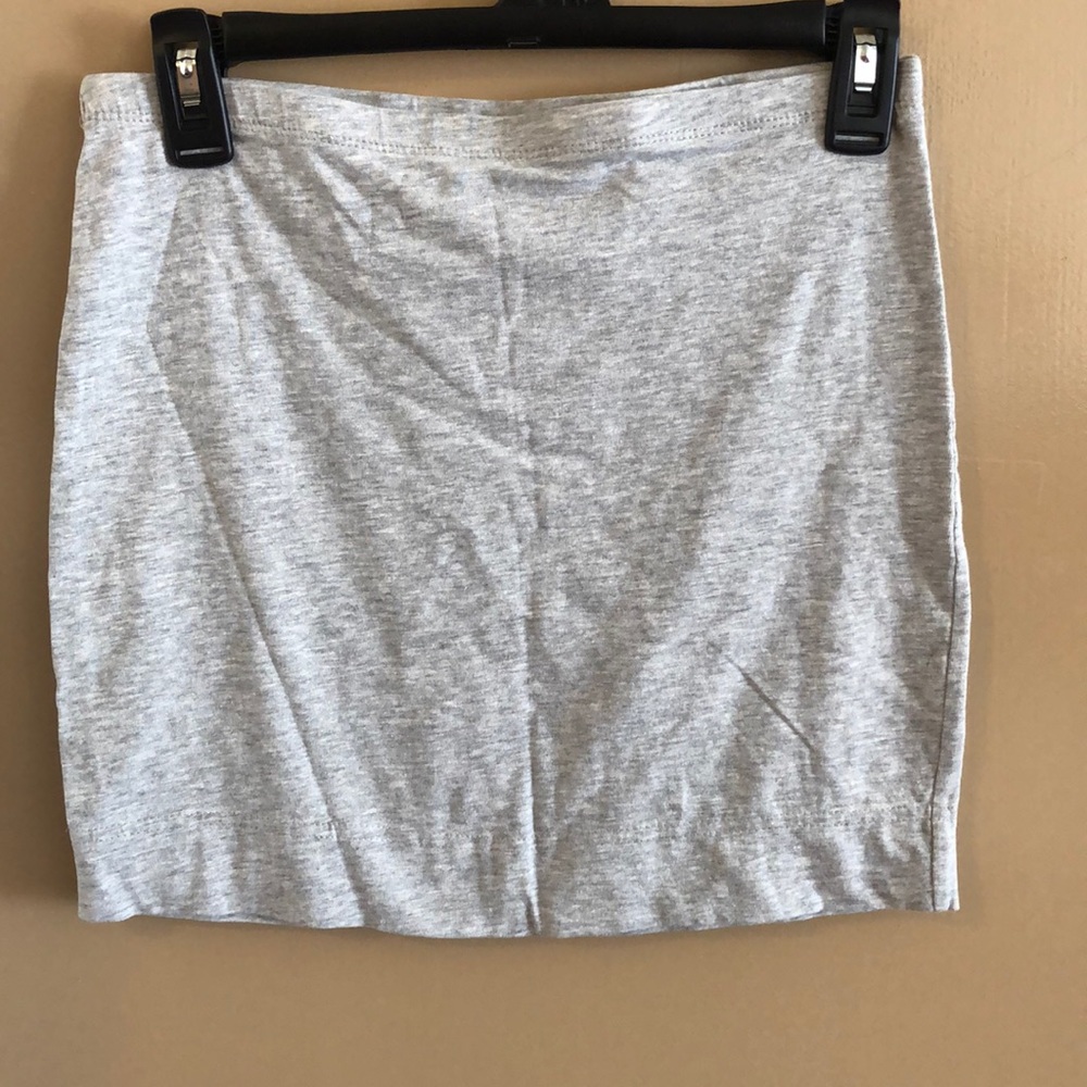 Grey skirt